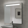 Obdĺžnikové kúpeľňové zrkadlo s integrovaným predným LED svetlom.
Premieta svetlo na tvár a ponúka rovnomerné osvetlenie bez tieňov, vďaka čomu je lepšie vidieť detaily. Najlepšie funkčné a dekoratívne riešenie na osvetlenie vašej kúpeľne alebo toalety pri úspore spotreby energie vďaka energeticky úspornému svetlu.
Vyniká antikoróznou úpravou, ktorá zabraňuje hrdzaveniu zrkadla na okrajoch, čo je problém. typické pre kúpeľňové zrkadlá, pretože sú vystavené vysokej úrovni vlhkosti.
Odolný voči vlhkosti a striekajúcej vode vďaka krytiu IP44.
Obdĺžnikové zrkadlo so zaoblenými hranami a ozdobným LED podsvietením (4000K).
Má krytie IP44: odolné proti vlhkosti a striekajúcej vode.
Rozmery 700 x 600 mm, hrúbka zrkadla 4 mm a dĺžka kábla 1 m.
Lumen: 414 lm
Jednoduchá montáž a bezpečná preprava, ktorá môže byť inštalovaná vertikálne aj horizontálne.
Obsahuje konzoly, hmoždinky, montážne háčiky a návod.
Montážny návod:


V prílohe nájdete montážny návod vo formáte PDF