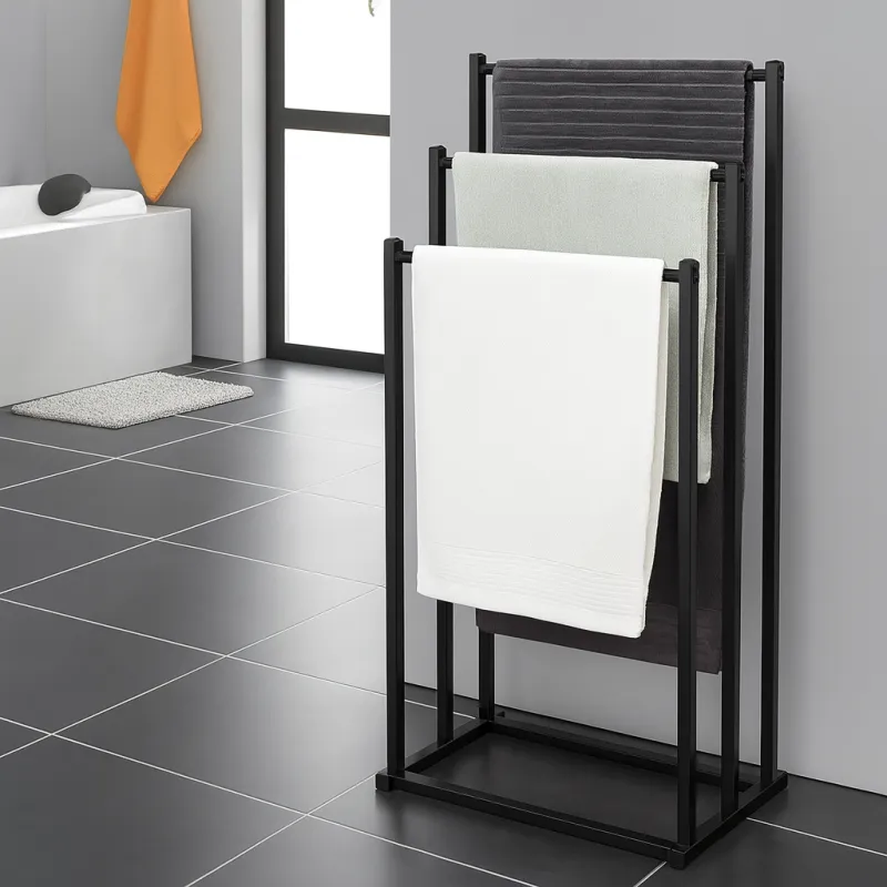 Vešiak na uteráky MIRA / Čierna matná