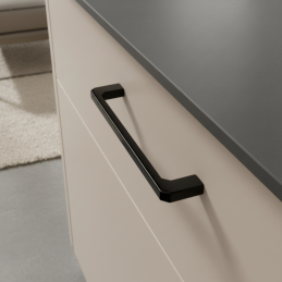 Úchytka BIANCA / Čierna lesklá