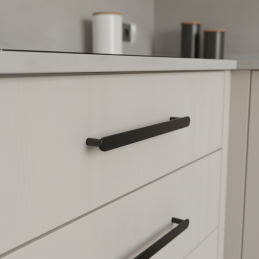 Úchytka KATRIN / Čierna matná