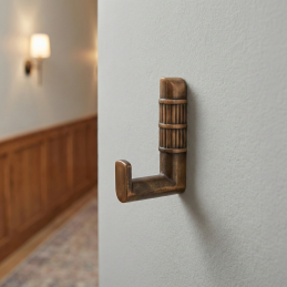 Vešiak TAU / Mosadz brúsená