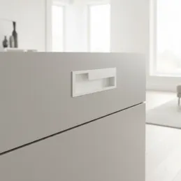 Úchytka na zafrézovanie DIESEL / Biela matná