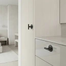 Úchytka knopka STYLLA / Čierna matná