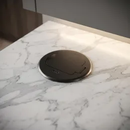 Interiérová zásuvka ALPHA BOX SCHUKO 1x230V + USB C / Čierna matná