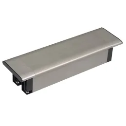 Interiérová zásuvková lišta SLIM BOX SCHUKO 3x 230V / Nerez