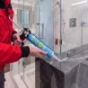 Transparentná